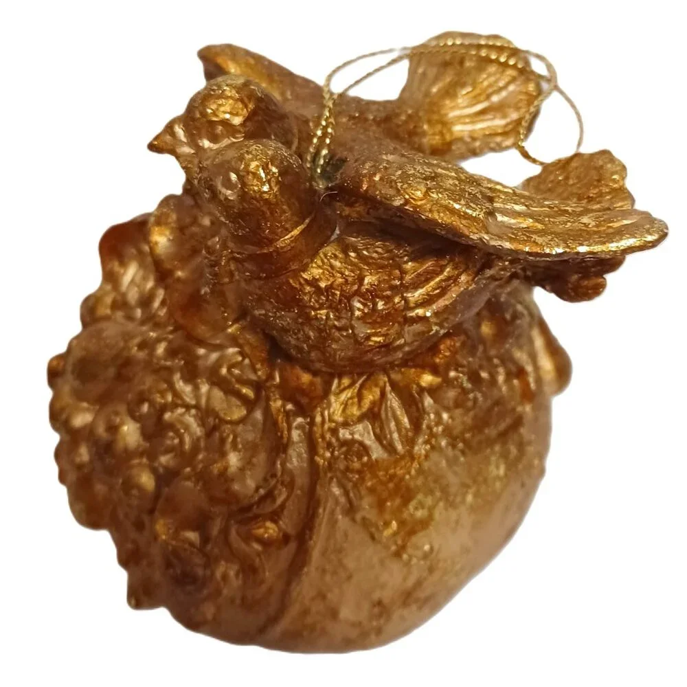 Holiday Gold Leaf Ornaments Handmade: 1 Gold Leaf Globe with Doves Ornament
